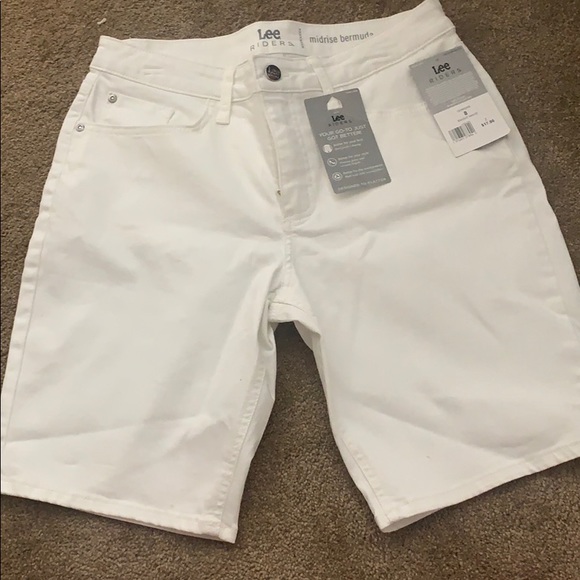 lee mid rise shorts